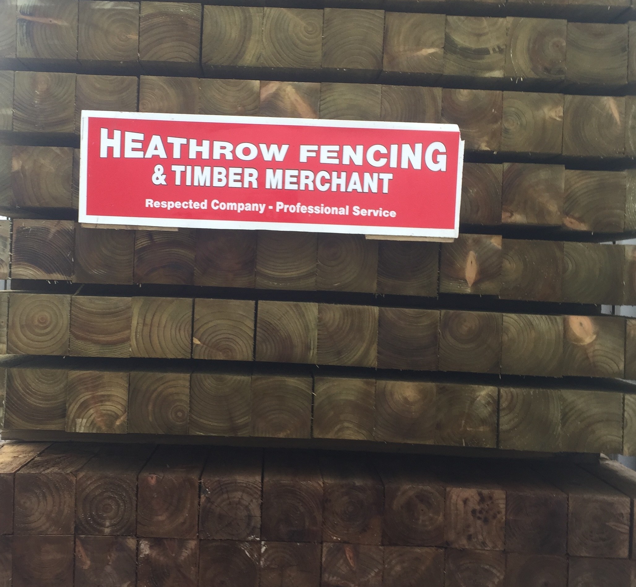 timber-post-green-3-x-3-x-8ft-75-x-75mm-heathrow-fencing